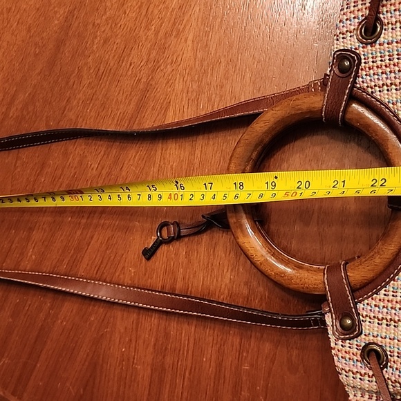 Fossil 1954 woven w wood handles satchel w crossbody strap. PERFECT CONDITION!! - Picture 6 of 9